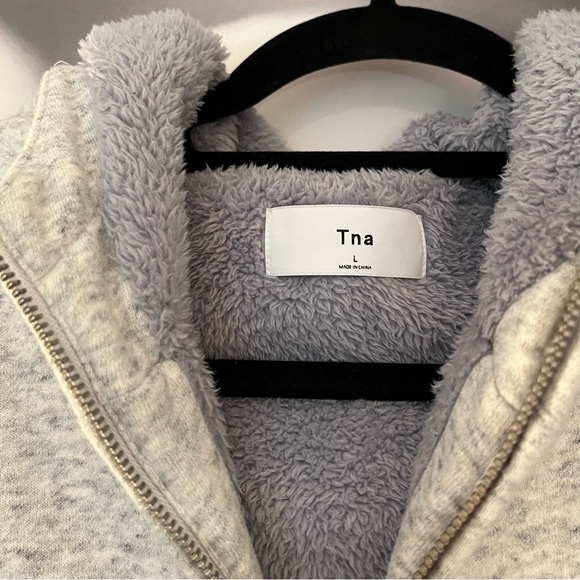 TNA hooded sweatshirt size large - Picture 2 of 4